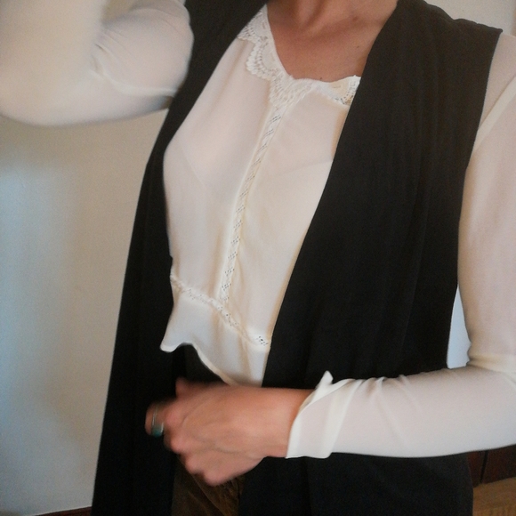 Pretty long sleeve Lace Shirt - Picture 5 of 6